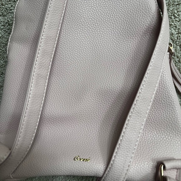 Chic Pink Bow Backpack with Structured Design - Picture 4 of 4